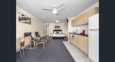The Wellington Apartment Hotel - New South Wales Tourism  2
