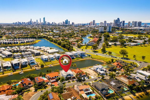 The White House GC Waterfront Home Cinema Jacuzzi Heated Pool - New South Wales Tourism  1