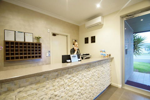 The Wyndhamere Motel Shepparton - New South Wales Tourism  1