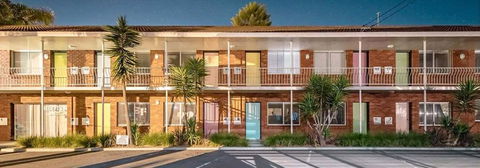 Thirroul Beach Motel - New South Wales Tourism  0