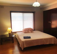 Thomastown antique house room 1 - New South Wales Tourism 