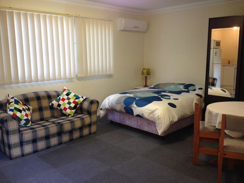 Thornleigh Garden View, Comfortable & Tranquil - New South Wales Tourism  1
