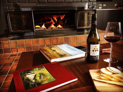 Thousand Lakes Lodge - New South Wales Tourism  1