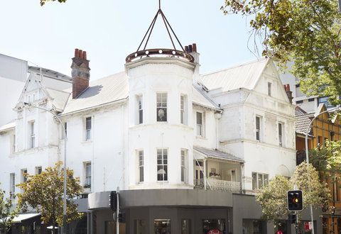 Three Rooms Sydney - New South Wales Tourism  0