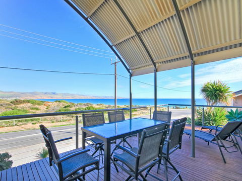 Through The Looking Glass - New South Wales Tourism  0