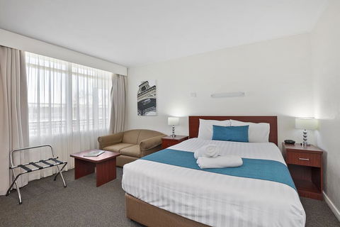 Thunderbird Motel Yass - New South Wales Tourism  0