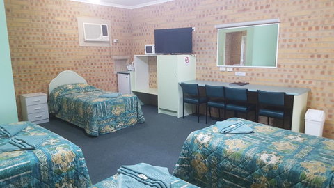 Tiaro Motor Inn - New South Wales Tourism  3