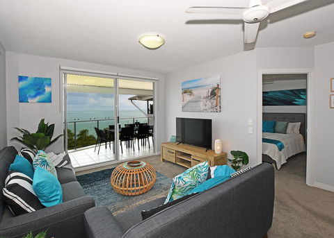 Tingeera Luxury Beachfront Apartments - New South Wales Tourism  1