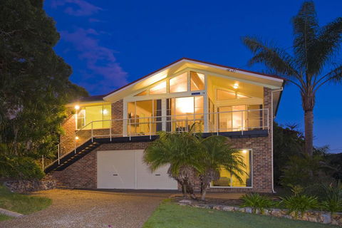 Tomaree 18 - Baybreeze - Shoal Bay - New South Wales Tourism  0