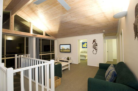 Tomaree 18 - Baybreeze - Shoal Bay - New South Wales Tourism  2