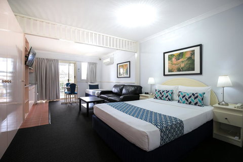 Toowong Central Motel Apartments - New South Wales Tourism  3