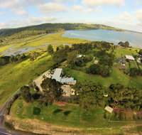 Top of the Lake Holiday Units - New South Wales Tourism 