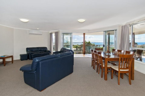 TOPVIEWS - 15Second Av BH - New South Wales Tourism  1