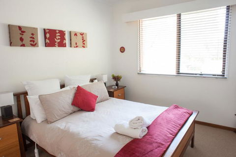 TorquayToongahra BnB - New South Wales Tourism  1