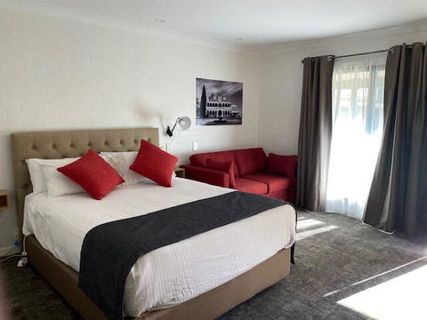 Town Square Motel - New South Wales Tourism  2