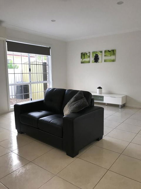 Townsville Wistaria Spacious Home - New South Wales Tourism  3