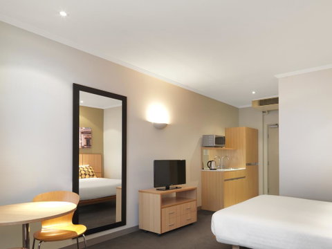Travelodge Hotel Sydney Martin Place - New South Wales Tourism  3