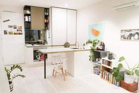 Trendy 1 Bedroom Apartment In The Heart Of Collingwood - New South Wales Tourism  1