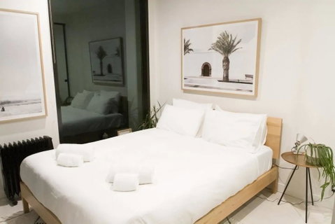 Trendy 1 Bedroom Apartment In The Heart Of Collingwood - New South Wales Tourism  2