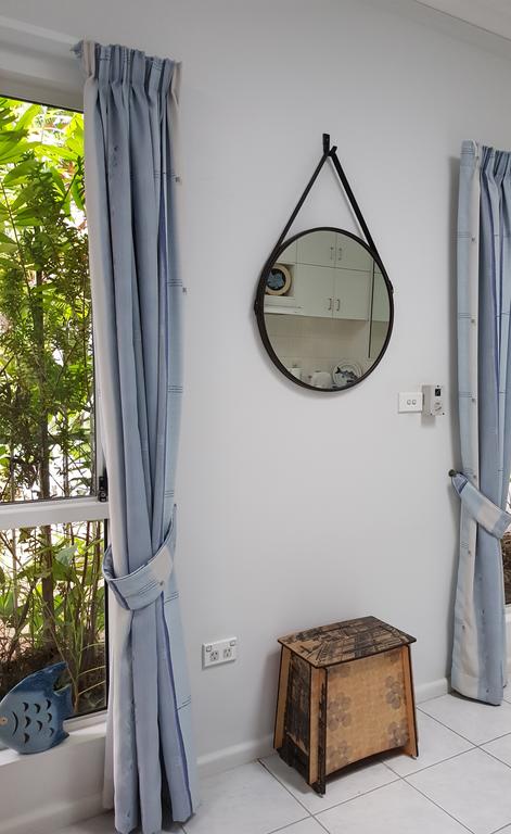 Trinity Beach POOLSIDE Apartment - New South Wales Tourism  3