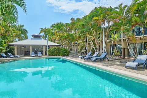 Trinity Beach Club Holiday Apartments - New South Wales Tourism  0