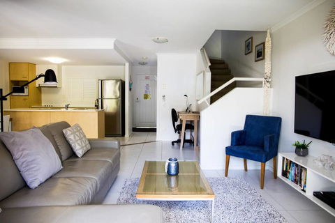 Tropical Getaway In 3 Bedroom Unit In 4 Star Resort - New South Wales Tourism  0