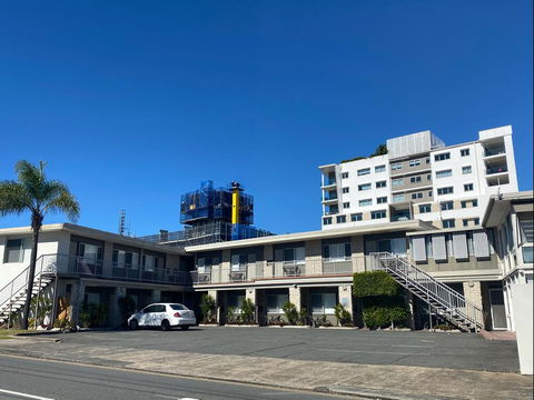 Tropicana Motel - New South Wales Tourism  3