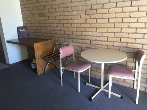Tudor House Motel - New South Wales Tourism  2