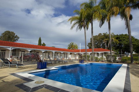Tuncurry Beach Motel - New South Wales Tourism  0
