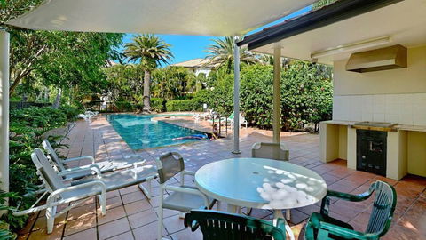 Turtle Beach Private Superior Apartment - New South Wales Tourism  2