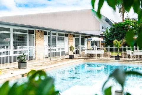 Twin Willows Hotel - New South Wales Tourism  0