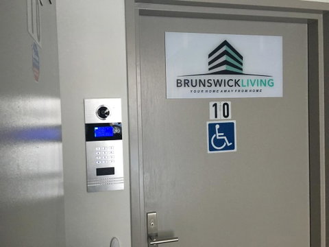 U1 Brunswick Living Brand New Apartment Close To Airport And CBD - New South Wales Tourism  3