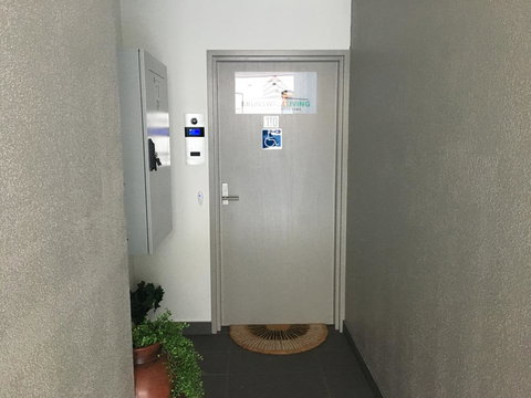 U101 Brunswick Living Brand New Deluxe Balcony Apartment Close To Airport And CBD - New South Wales Tourism  2