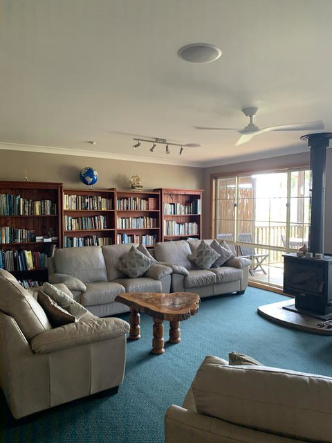Ulladulla Guest House - New South Wales Tourism  2