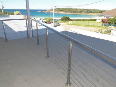 Ultimate Beach House' 19a Graham Street - Views , Peace & Quiet - New South Wales Tourism  3