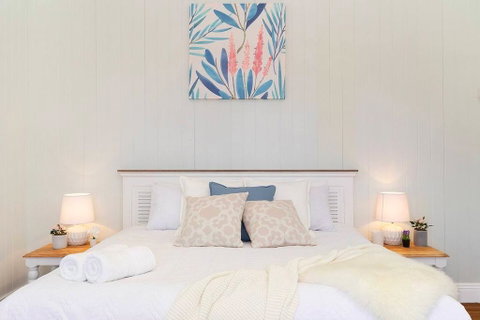Ultimate Family Home - 3 Bedroom Lux Retreat With Private Pool, Spa And Incredible Views - New South Wales Tourism  1