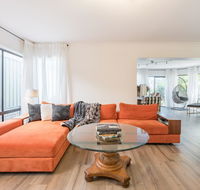 ULTRA SPACIOUS STYLISH HOME IN PRESTONS - SYDNEY - New South Wales Tourism 