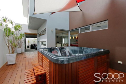 Ultra Stylish Fremantle Area - New South Wales Tourism  0