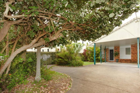 Unit 1/14 Tamarindus Street Marcoola Beach, Pet Friendly, 300 BOND, Linen Supplied - New South Wales Tourism  1