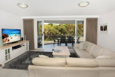 Unit 2 Point Break Apartments, 1-3 Point Arkwright, Linen Incl - New South Wales Tourism  0