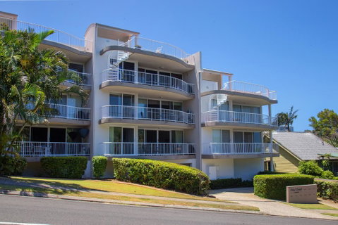 Unit 2 Point Break Apartments, 1-3 Point Arkwright, Linen Incl - New South Wales Tourism  1