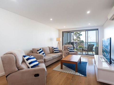 Unit 301 'The Shoal' 6-8 Bullecourt Street - Air Con, Walking To Local Shops & Beach - New South Wales Tourism  2