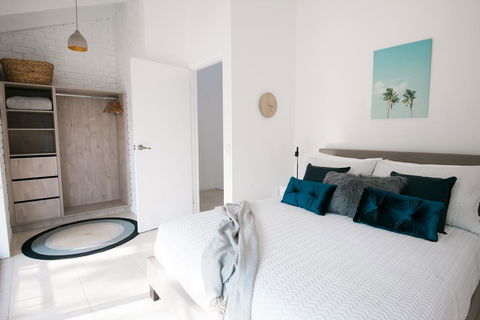 Unit 4 Weyba Lodge Noosa - New South Wales Tourism  2