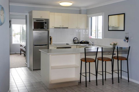 Unit 9 Bellevue - New South Wales Tourism  3