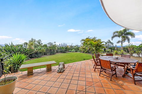 Unrivaled Ocean And City Views From Resort Style 3bed With Garden - New South Wales Tourism  0