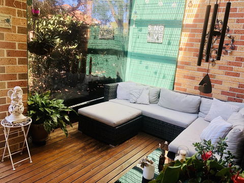 Unwind In This Gorgeous Retreat - New South Wales Tourism  1