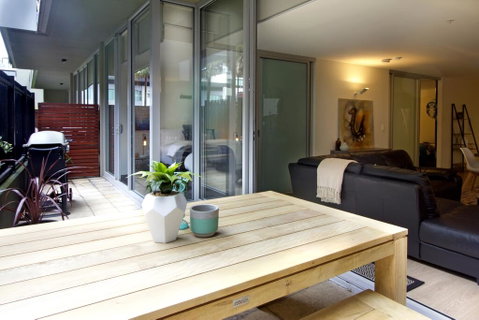 Urban Sea Drift - Pets, Pool, Gym, Parking, Beach 250m - New South Wales Tourism  1