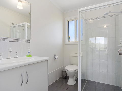 VALLEY VIEWS - 10 Valley Heights Drive - New South Wales Tourism  0