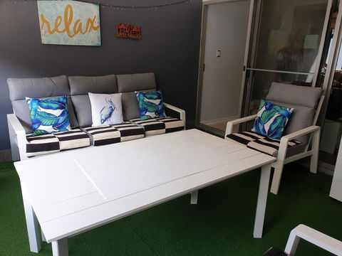 Venetian Canal Apartment-Close To Beaches And Marina - New South Wales Tourism  3