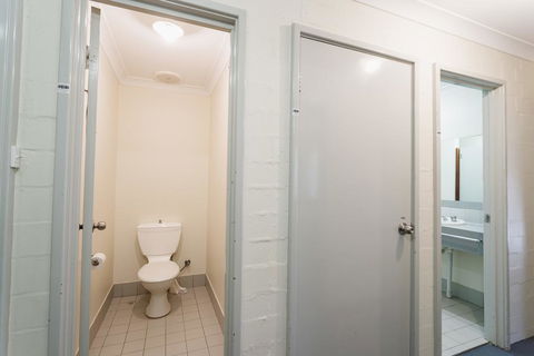 Vickery House 8 Bedroom Flat - New South Wales Tourism  2